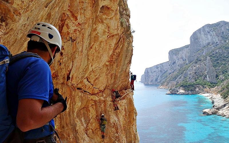 Selvaggio Blu Mini Guida Per Il Trekking Pi Difficile D Italia Selvaggio Blu Mini Guida Per Il Trekking Pi Difficile D Italia