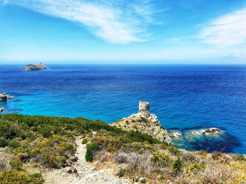 Sentiero dei Doganieri la torre Cap Corse
