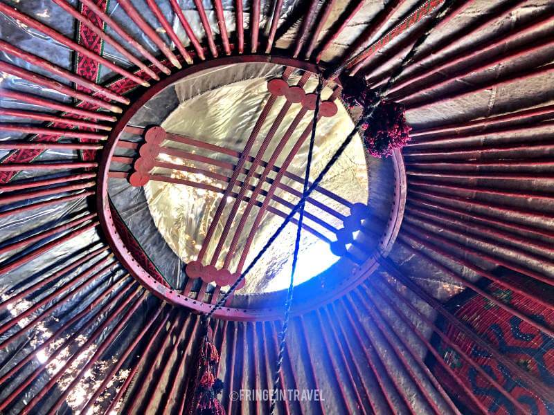 tetto yurta kirghizistan